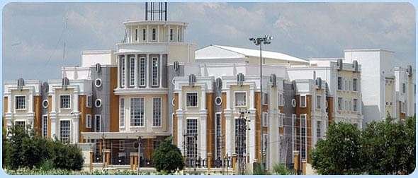 The_IIS_University